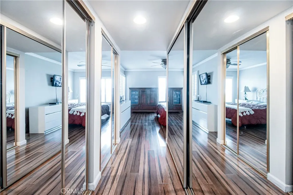 5440 Lindley Avenue 310, Encino, California 91316 home-pic-12